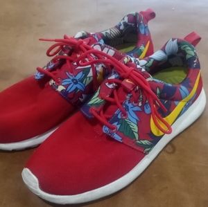 Nike Roche